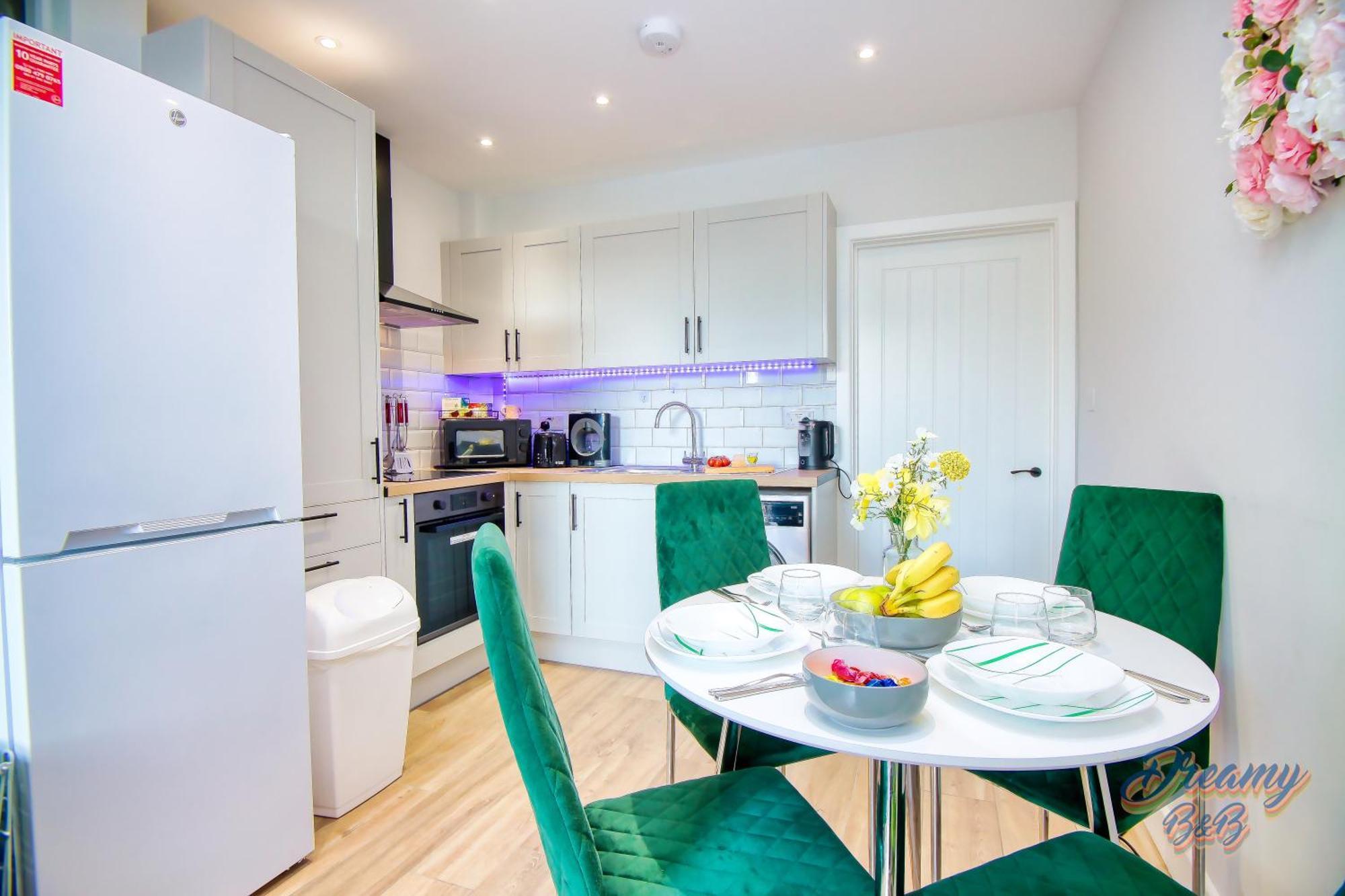 Amazing Place In Finsbury Park Apartment London Exterior photo
